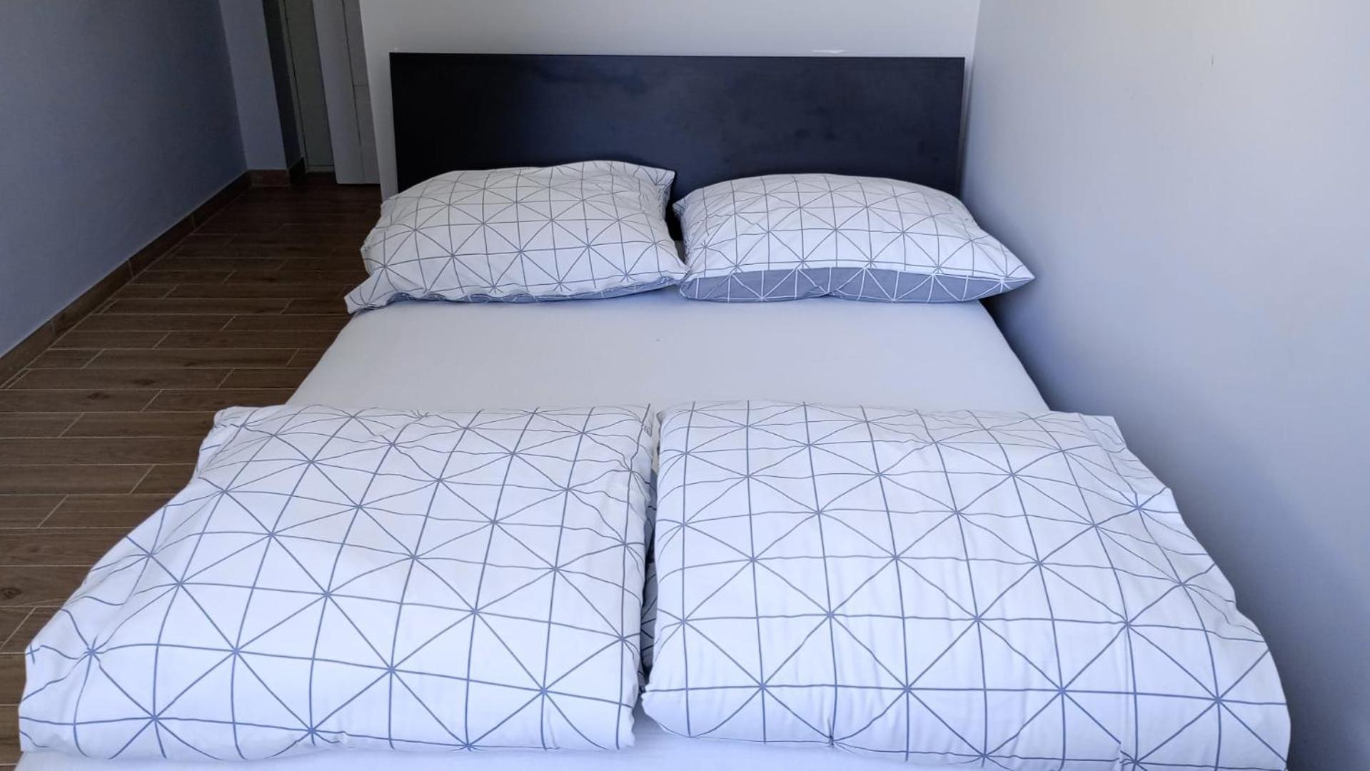 Starbal Hostel Радом Екстериор снимка